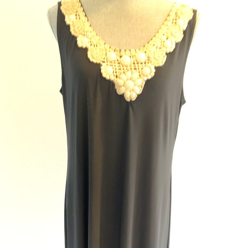 Ronni Nicole Made in USA Black Sleeveless Dress - Front Beaded Design Sz16